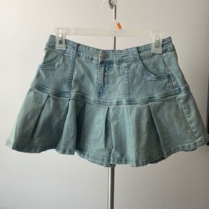 Pleated denim mini skirt
